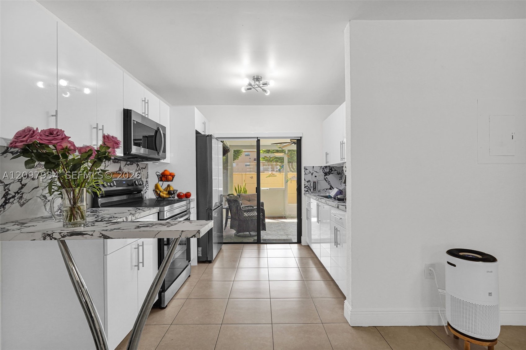 2730 W 60th Pl #104, Hialeah FL 33016