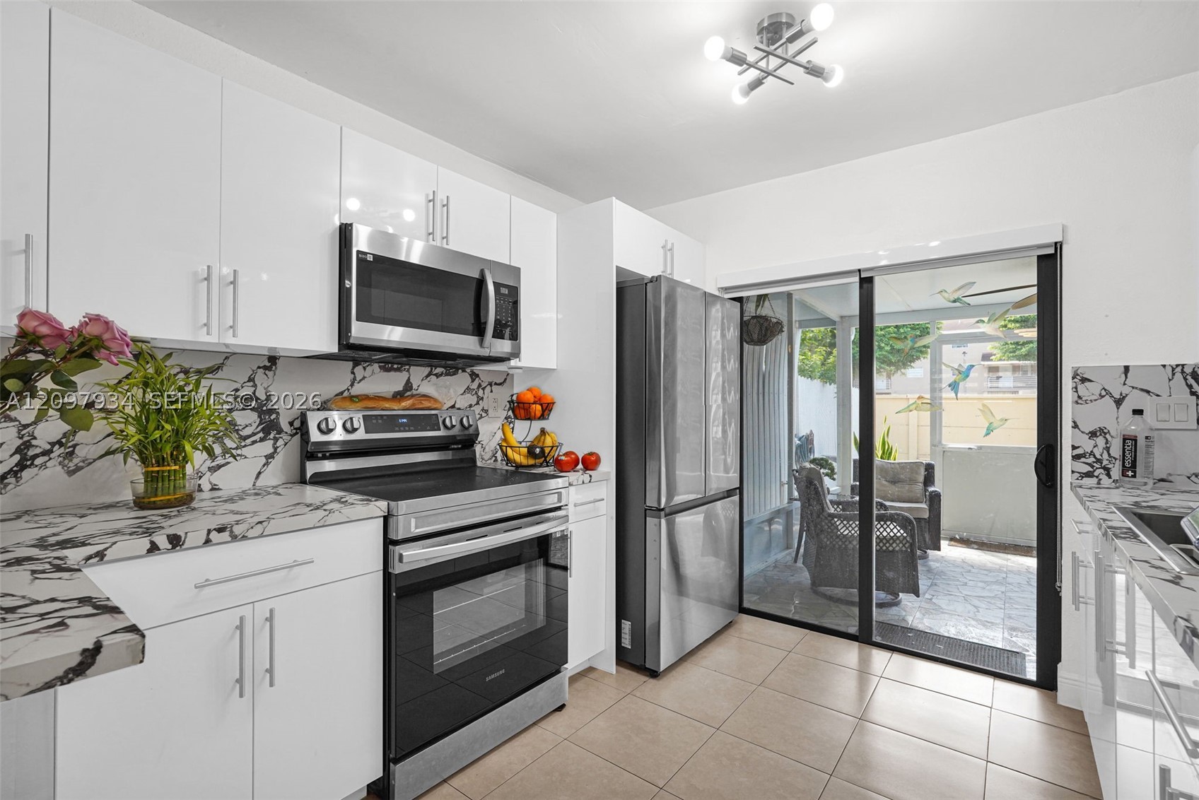 2730 W 60th Pl #104, Hialeah FL 33016