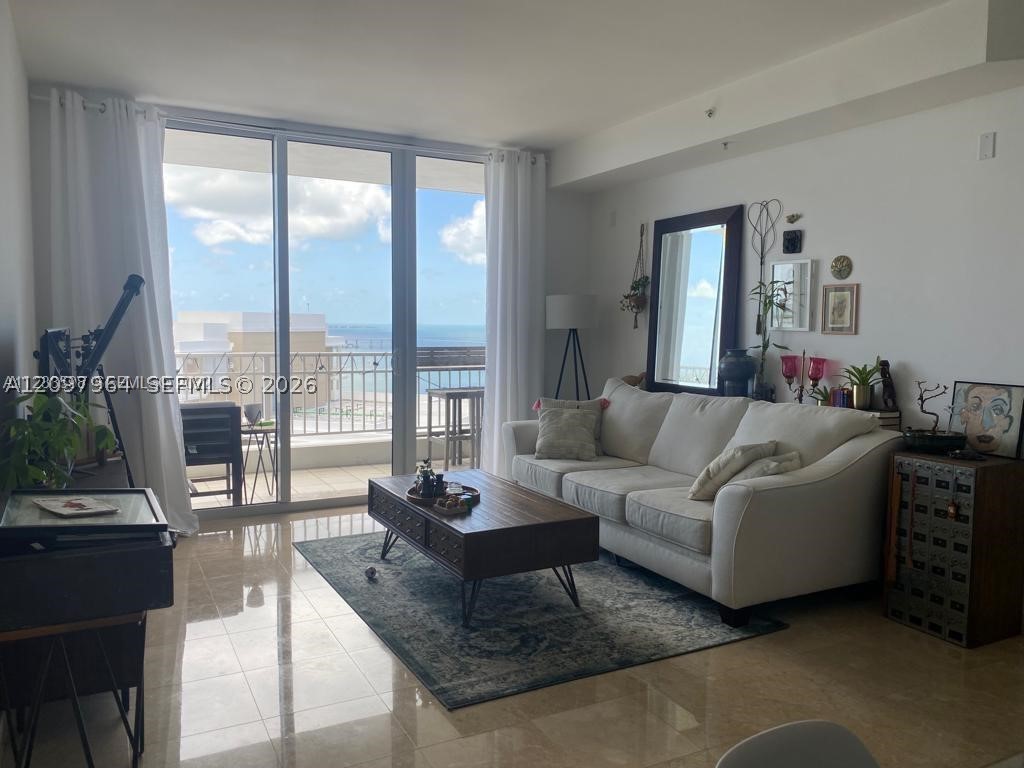 801 Brickell Key Blvd #2907, Miami FL 33131