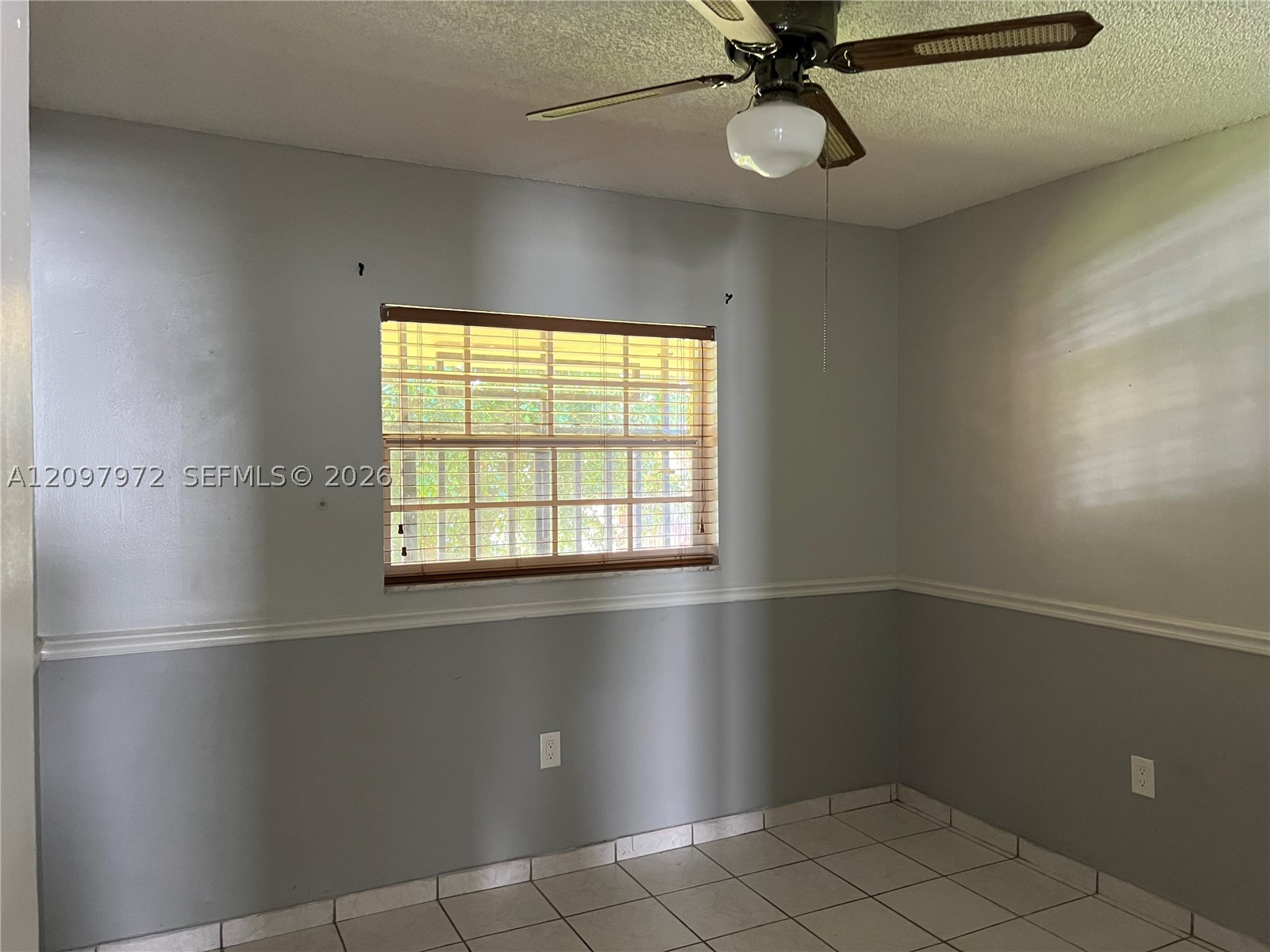 4050 NW 135th St #18-2, Opa Locka FL 33054
