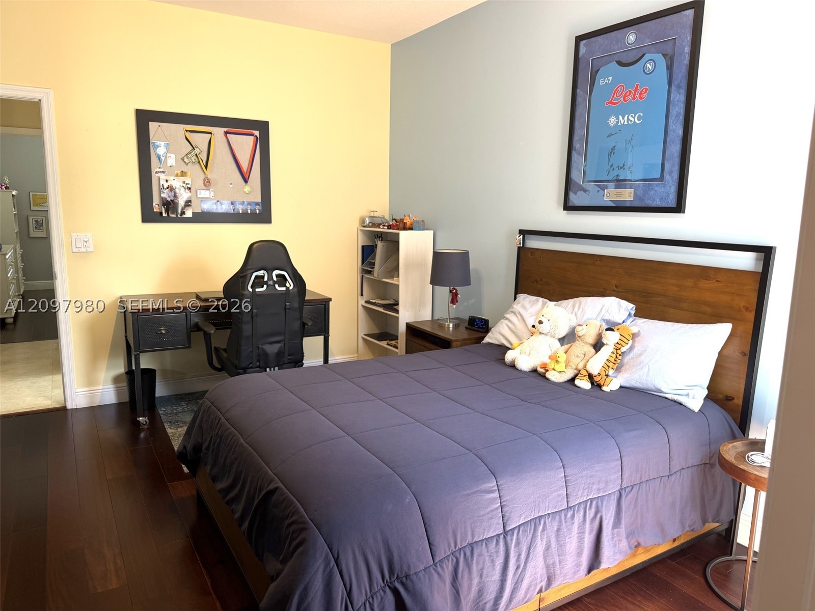 3191 NE 211th Ter, Aventura FL 33180