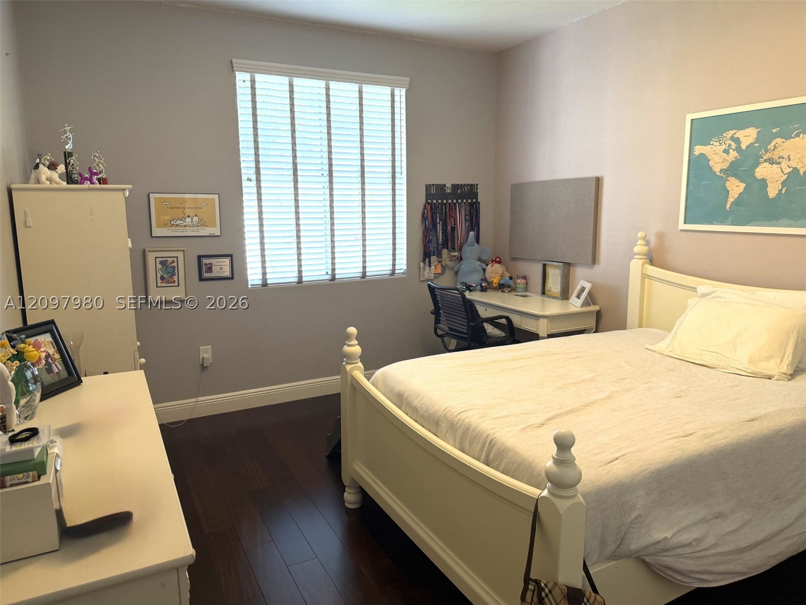 3191 NE 211th Ter, Aventura FL 33180