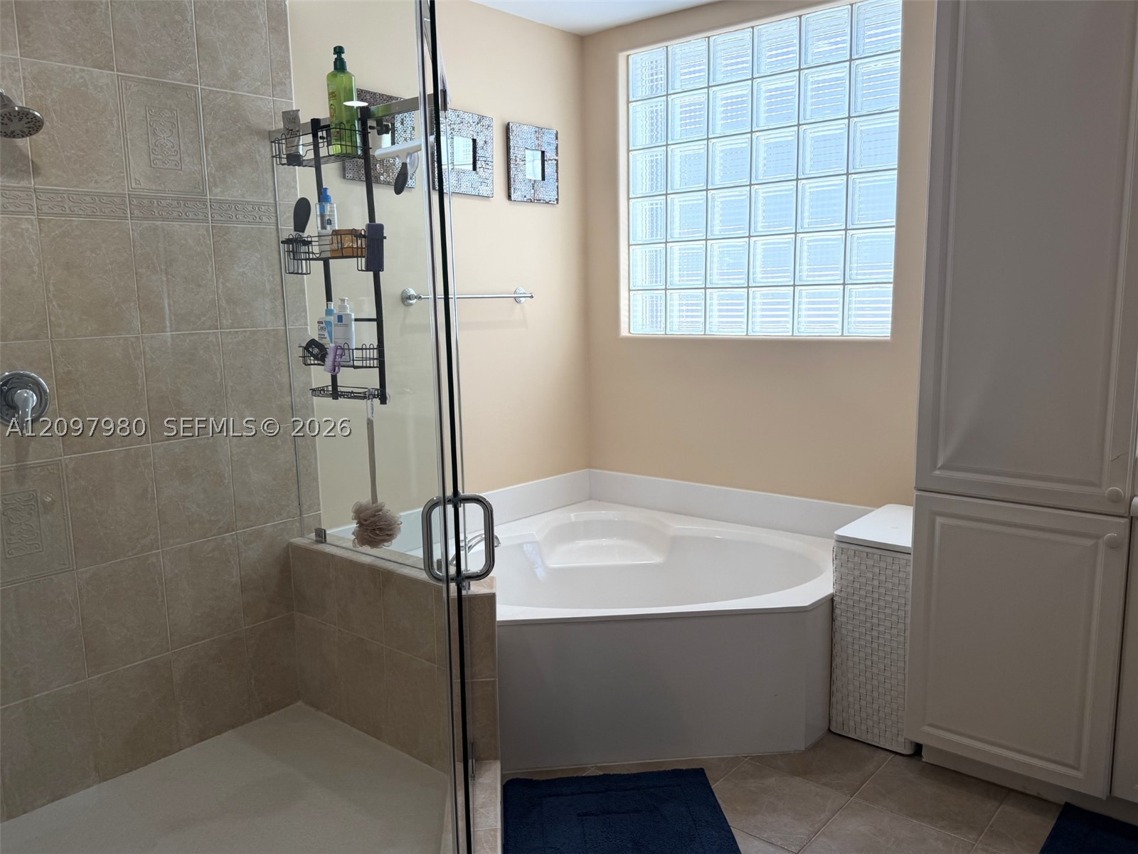 3191 NE 211th Ter, Aventura FL 33180