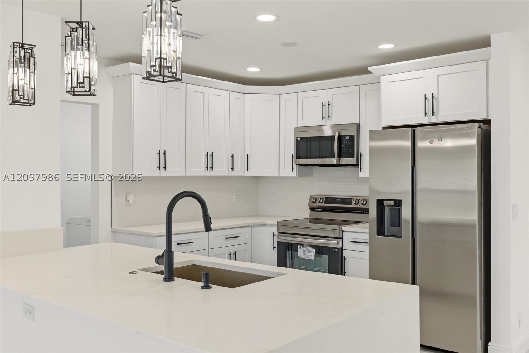 6551 NW 8th Ct, Margate FL 33063