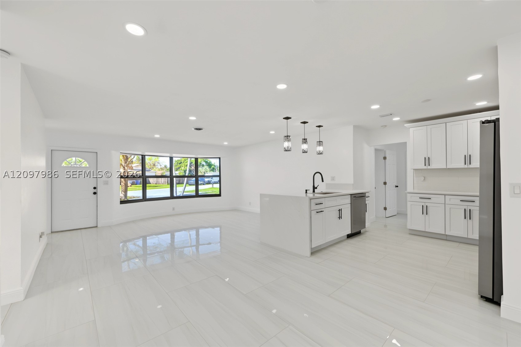 6551 NW 8th Ct, Margate FL 33063