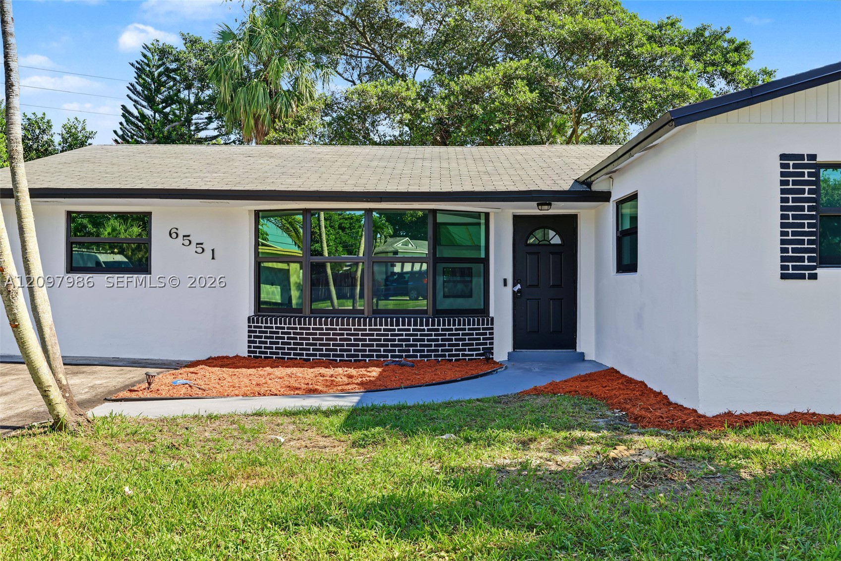6551 NW 8th Ct, Margate FL 33063