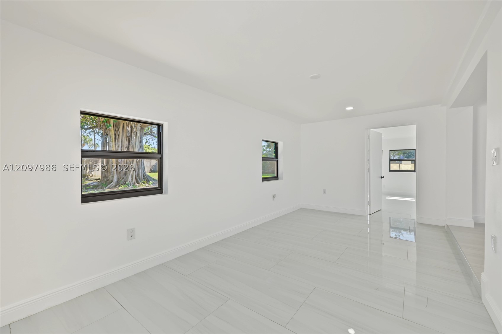 6551 NW 8th Ct, Margate FL 33063