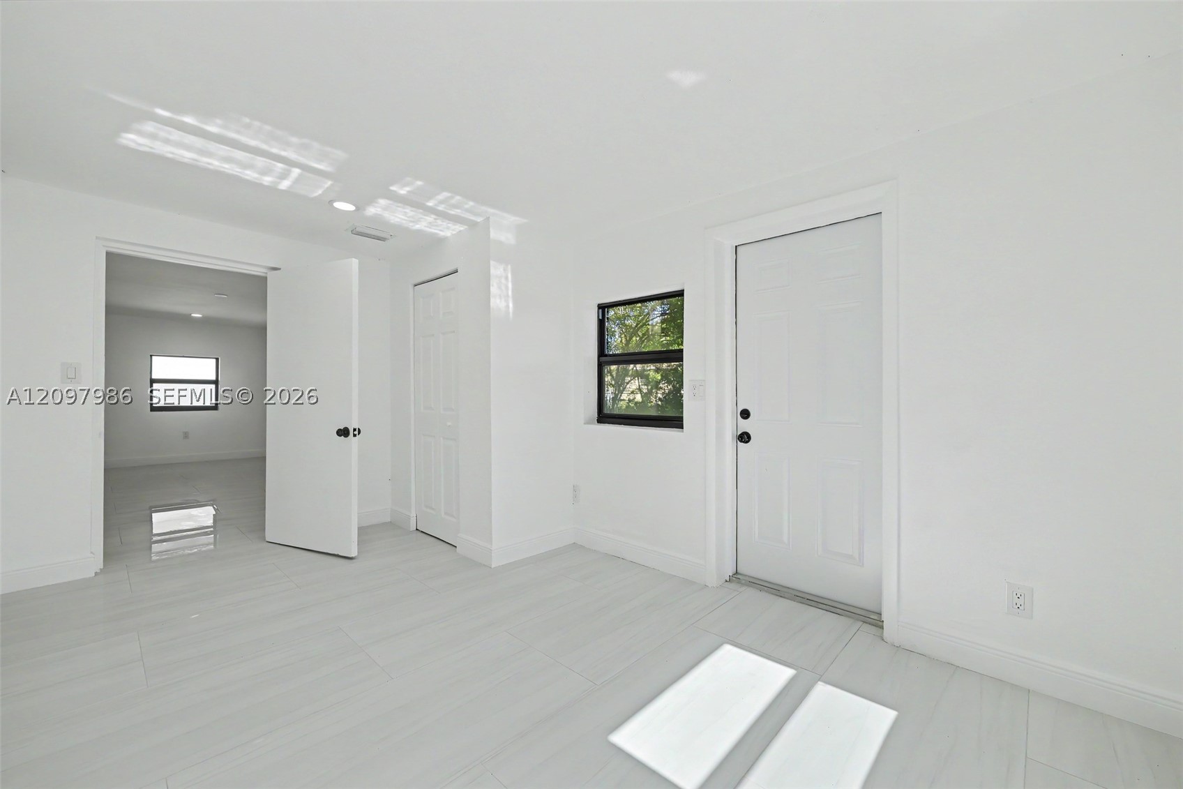 6551 NW 8th Ct, Margate FL 33063