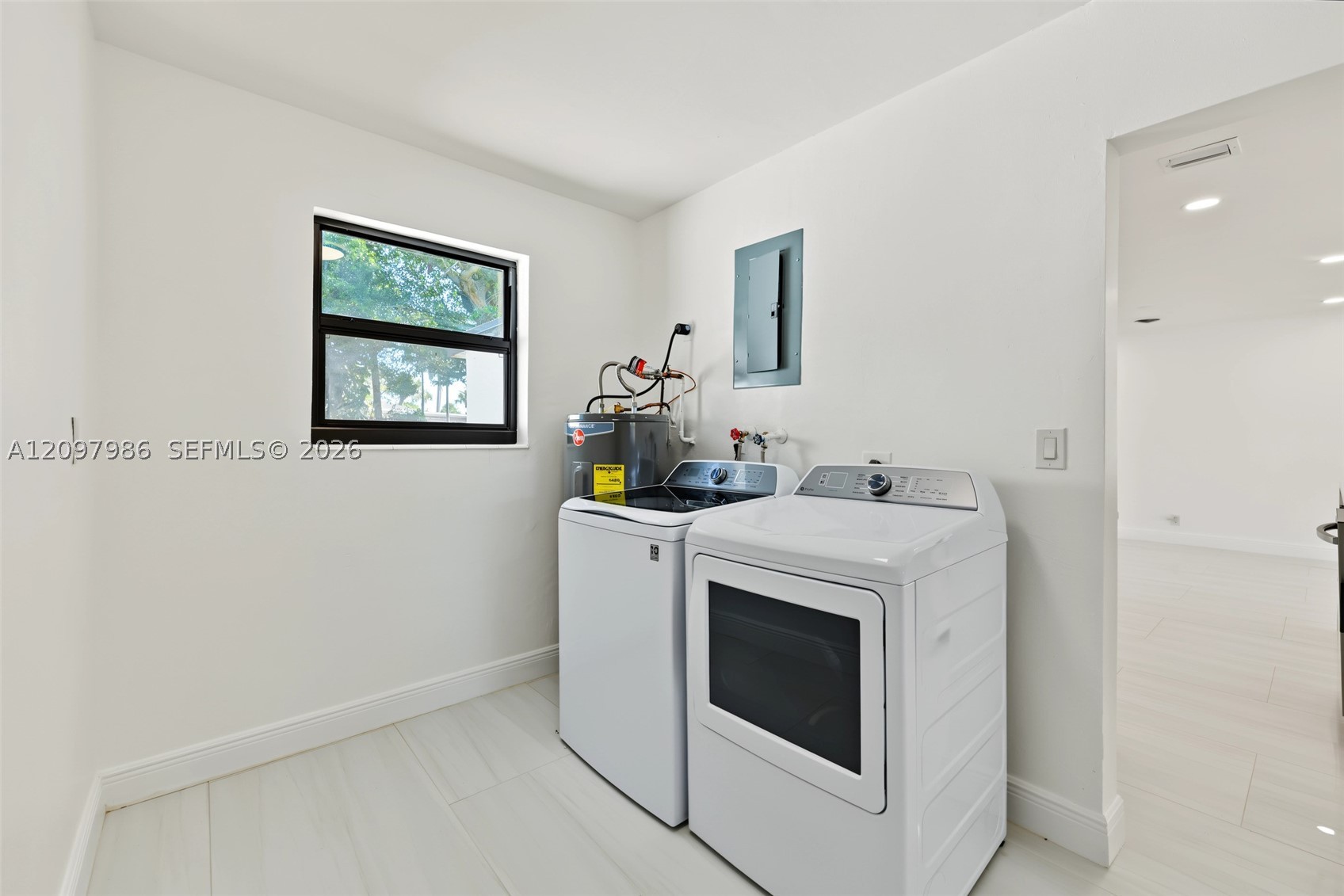 6551 NW 8th Ct, Margate FL 33063