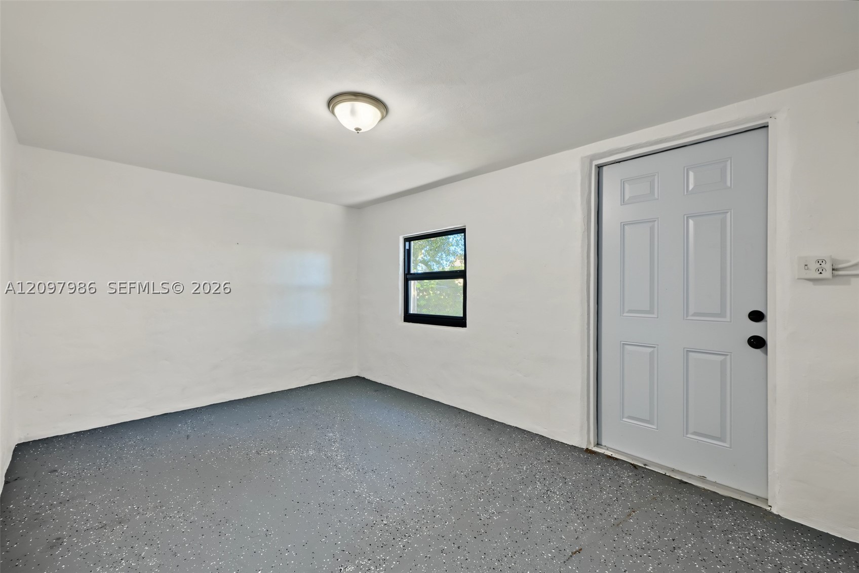 6551 NW 8th Ct, Margate FL 33063