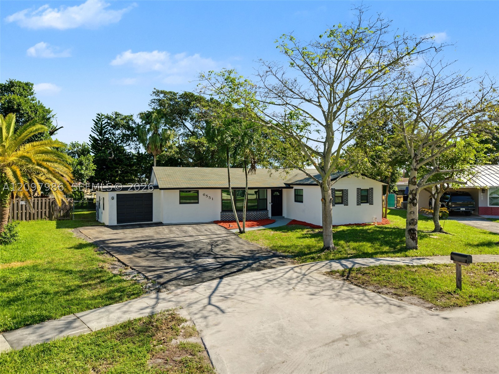 6551 NW 8th Ct, Margate FL 33063