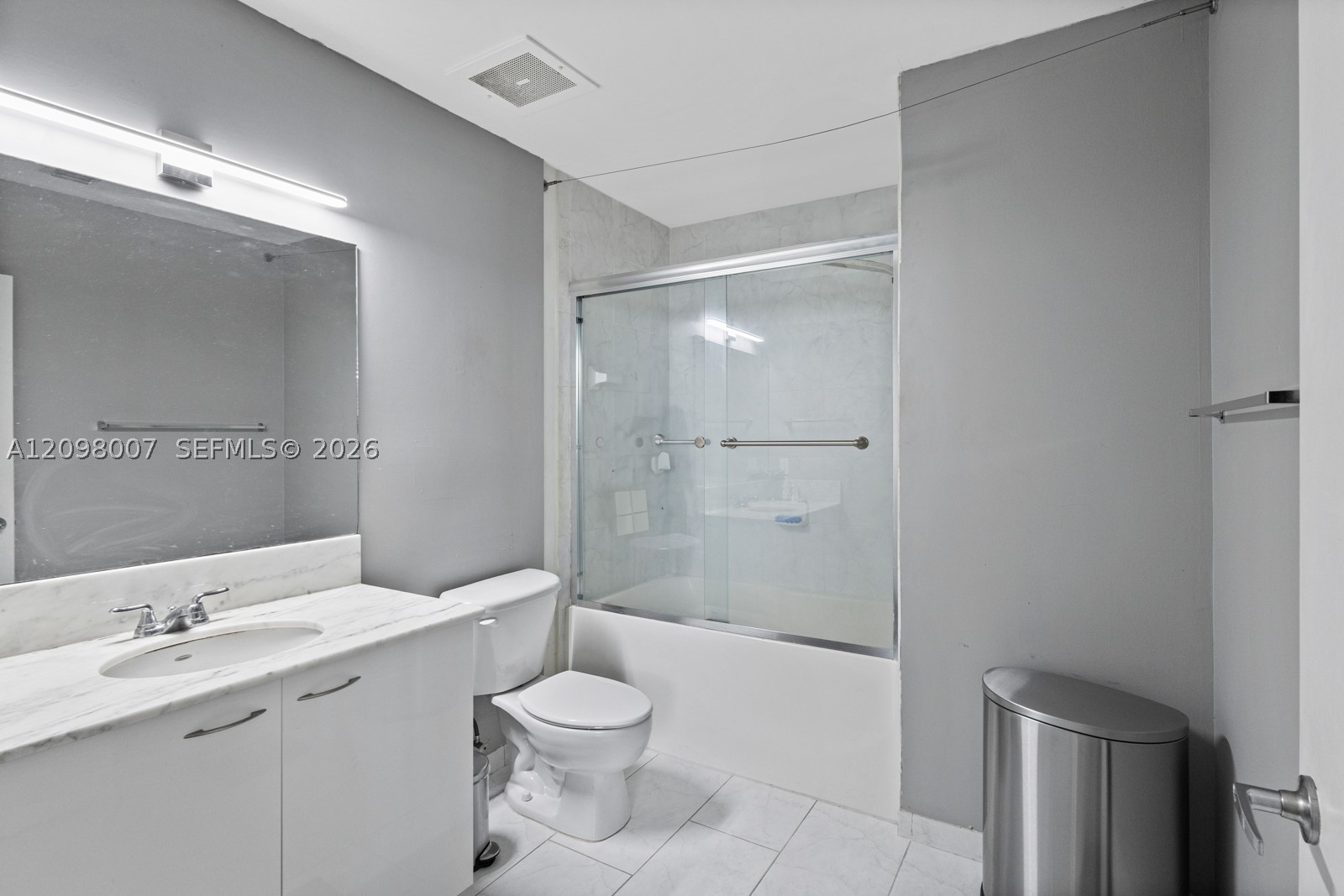 133 NE 2nd Ave #1008, Miami FL 33132