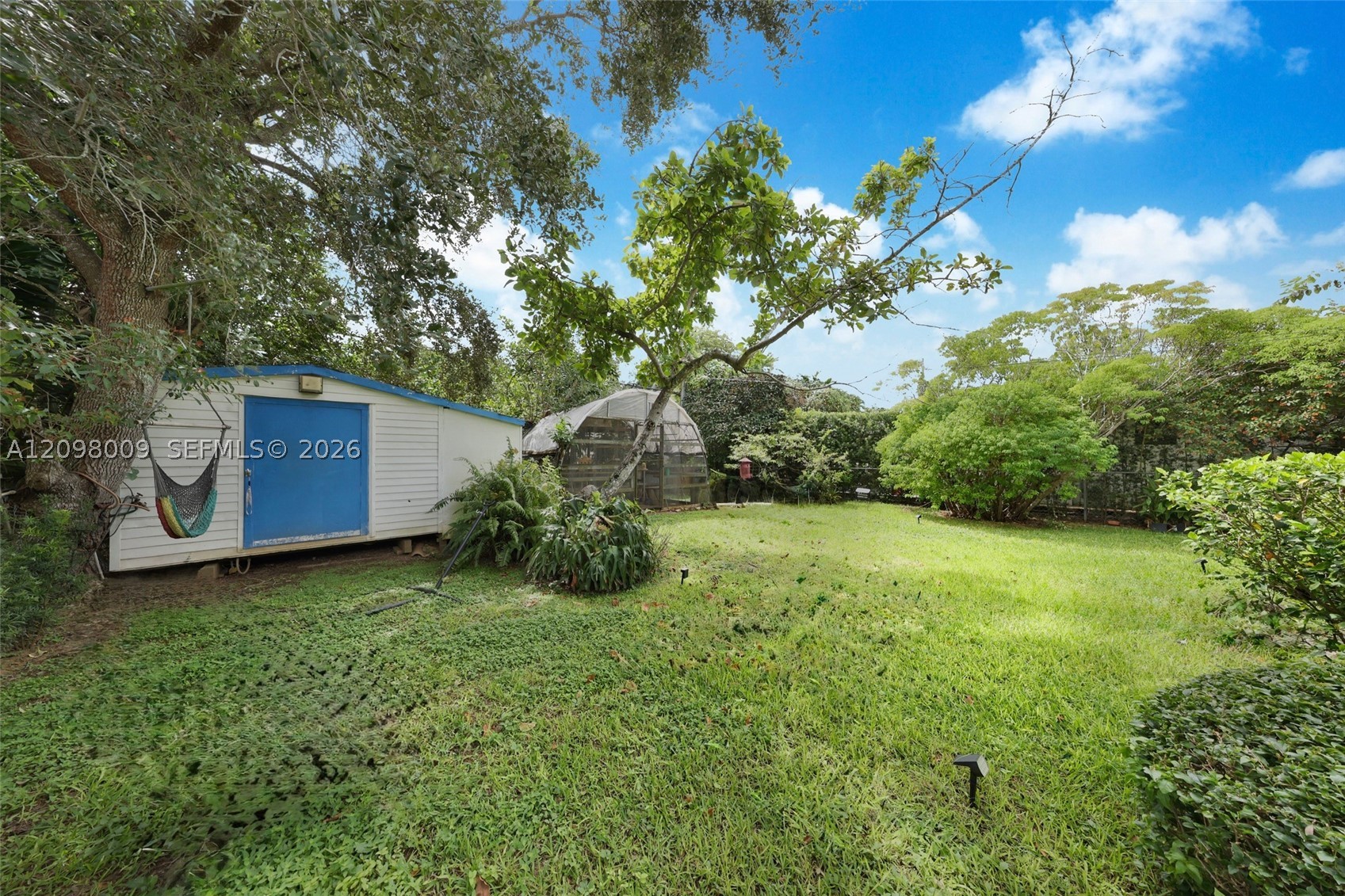 5850 SW 33rd St, Miami FL 33155