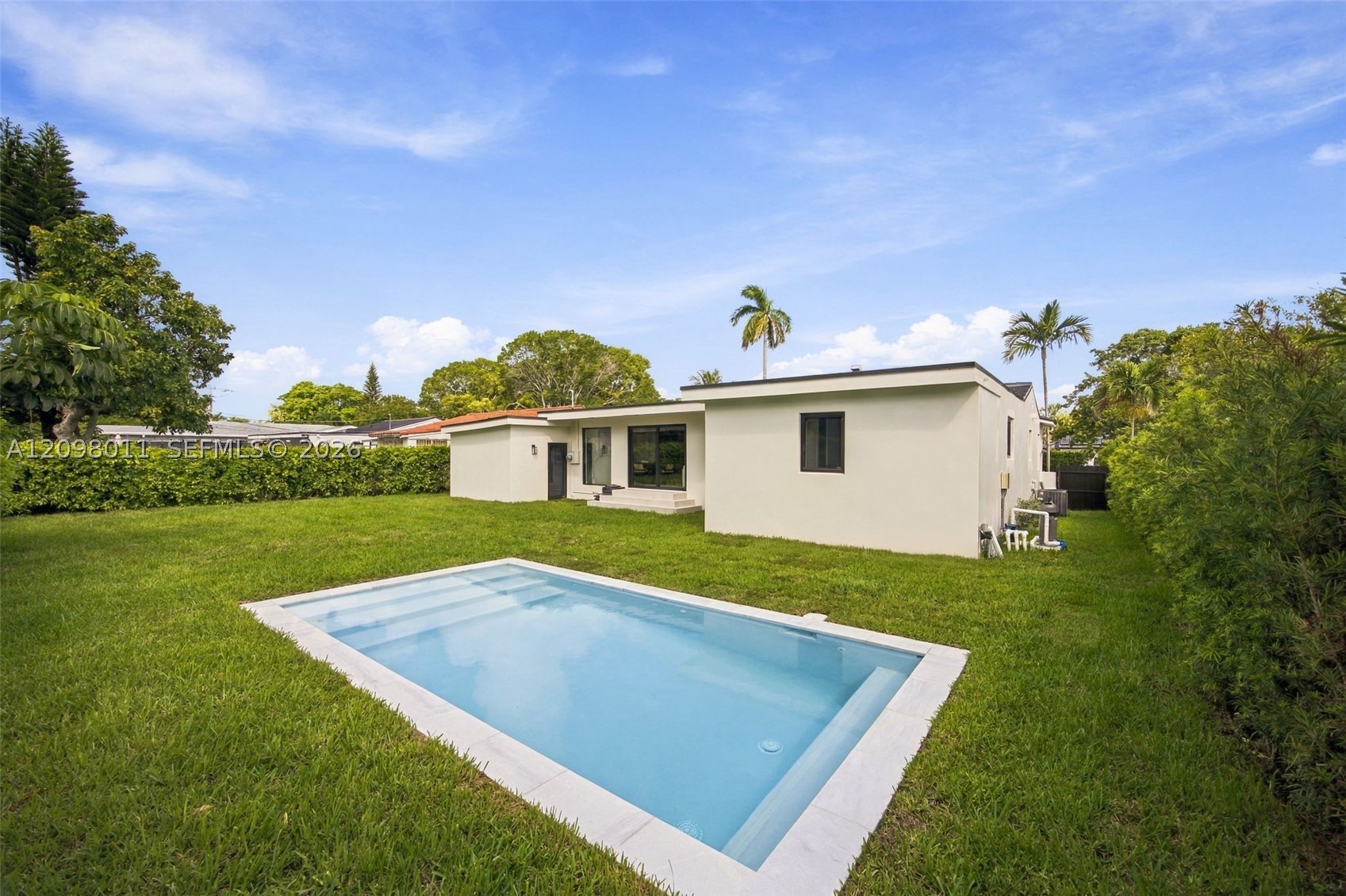 2350 SW 25th Ter, Miami FL 33133
