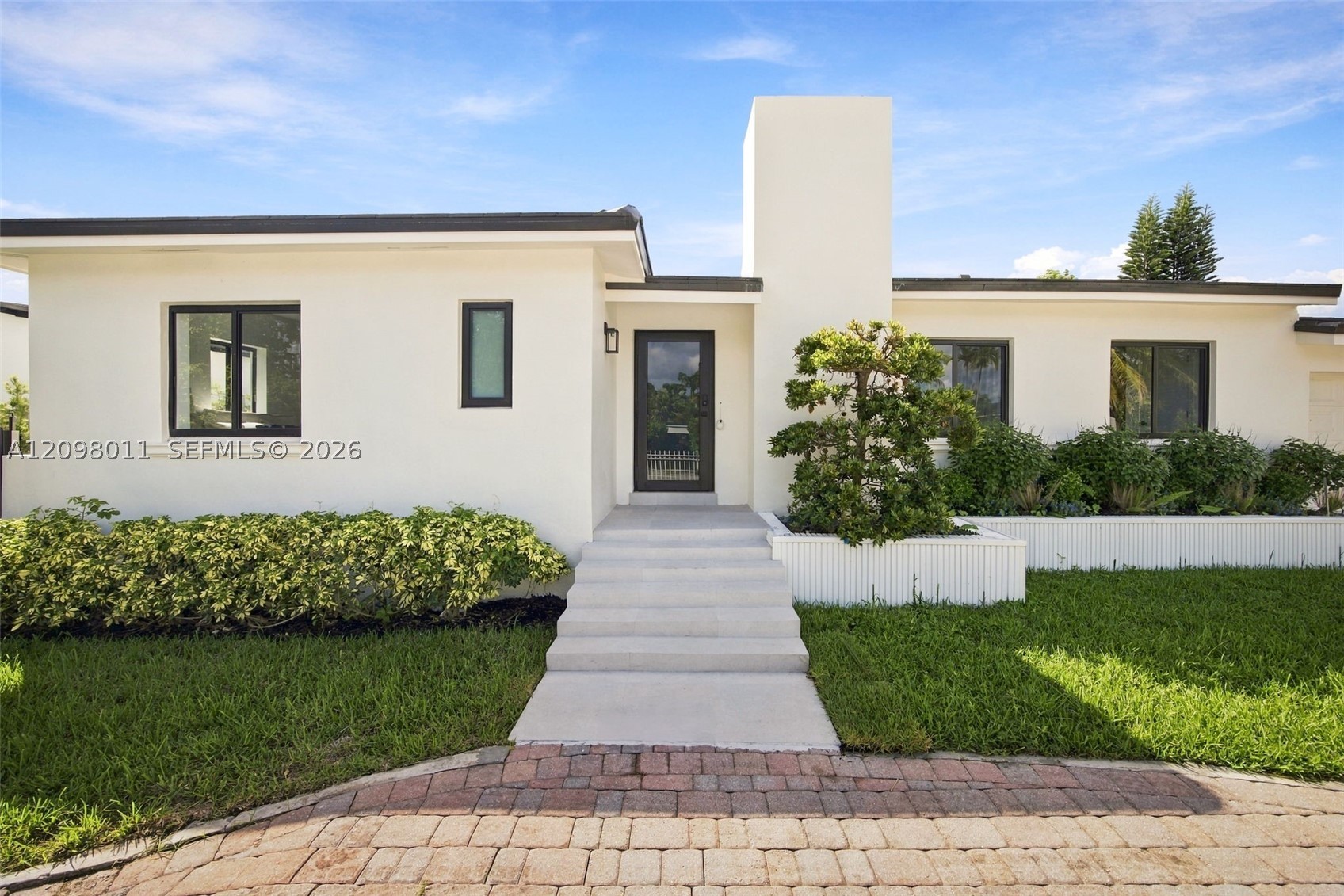 2350 SW 25th Ter, Miami FL 33133