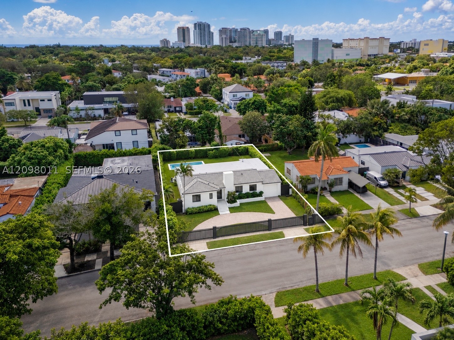 2350 SW 25th Ter, Miami FL 33133
