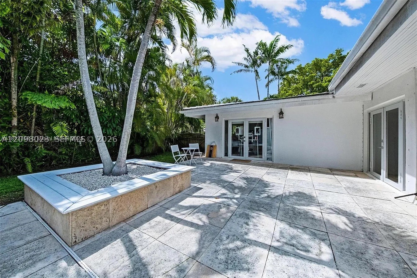 1255 NE 93rd St, Miami Shores FL 33138