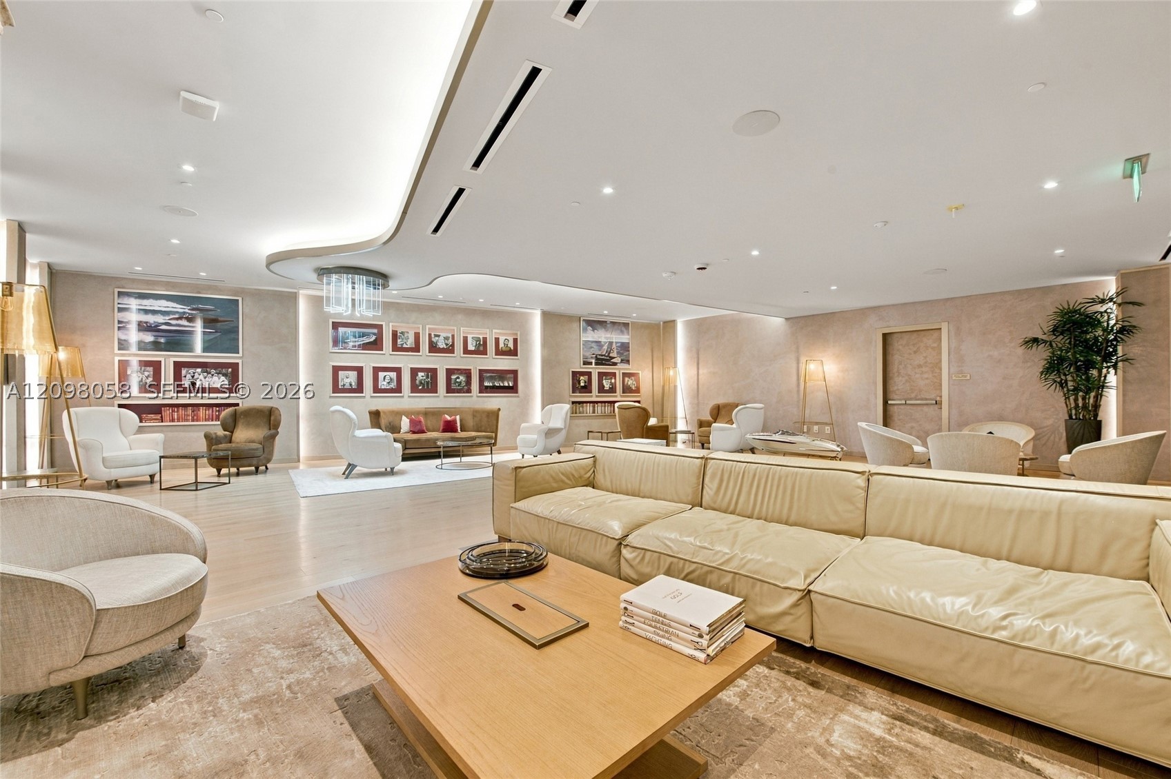 1000 Brickell Plz #3401, Miami FL 33131