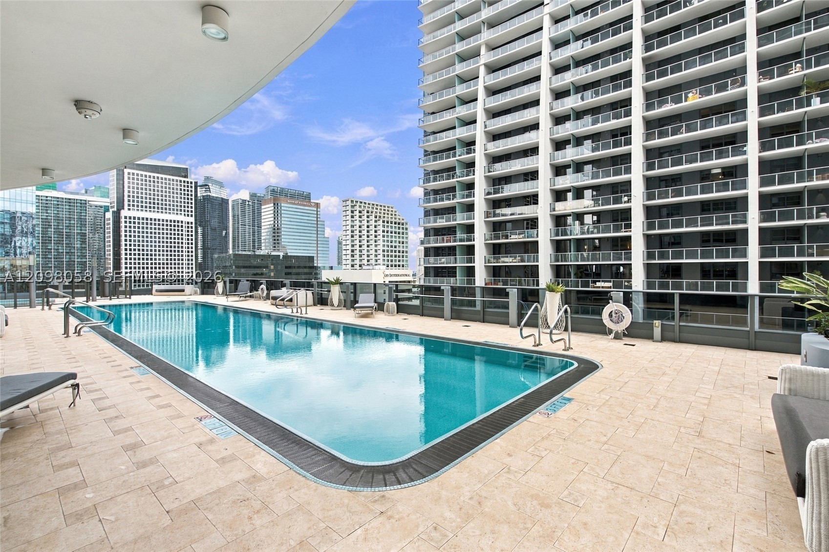 1000 Brickell Plz #3401, Miami FL 33131