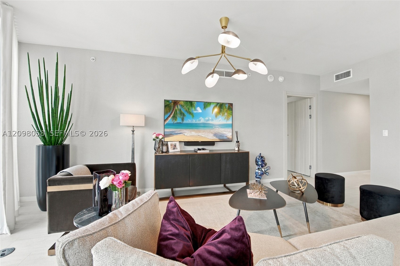 1000 Brickell Plz #3401, Miami FL 33131