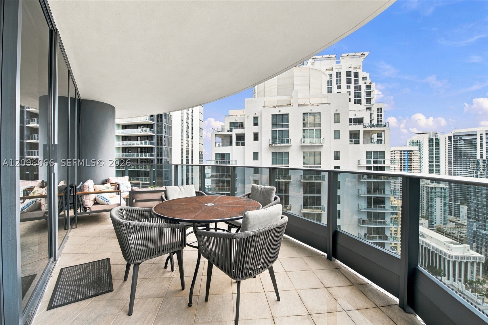 1000 Brickell Plz #3401, Miami FL 33131