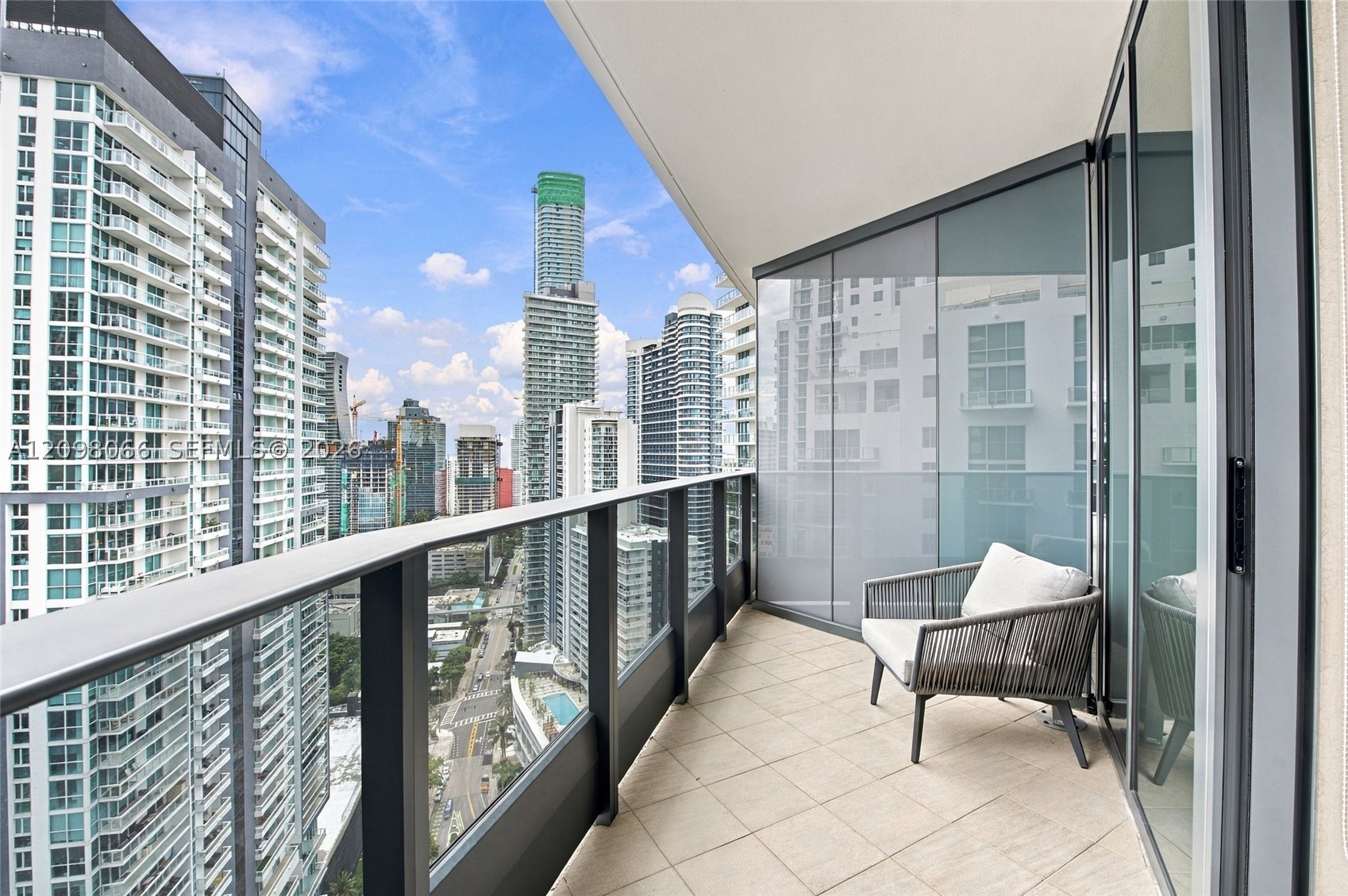 1000 Brickell Plz #3401, Miami FL 33131