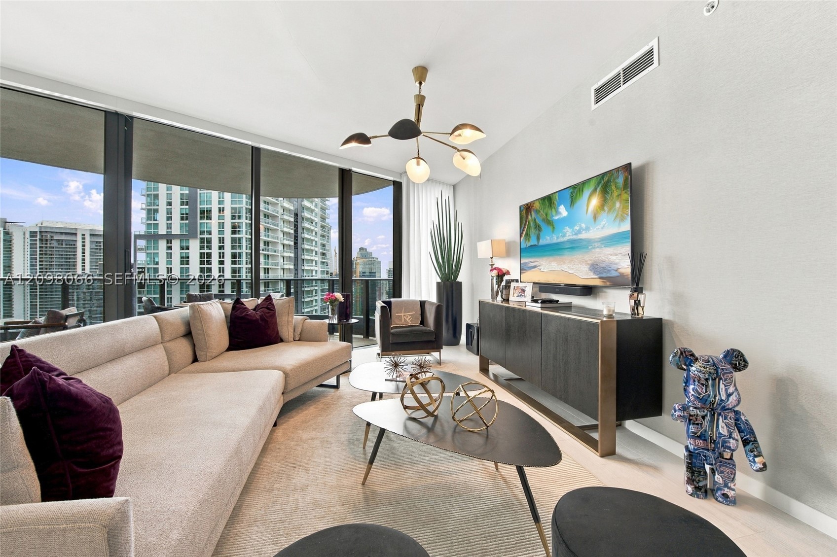 1000 Brickell Plz #3401, Miami FL 33131