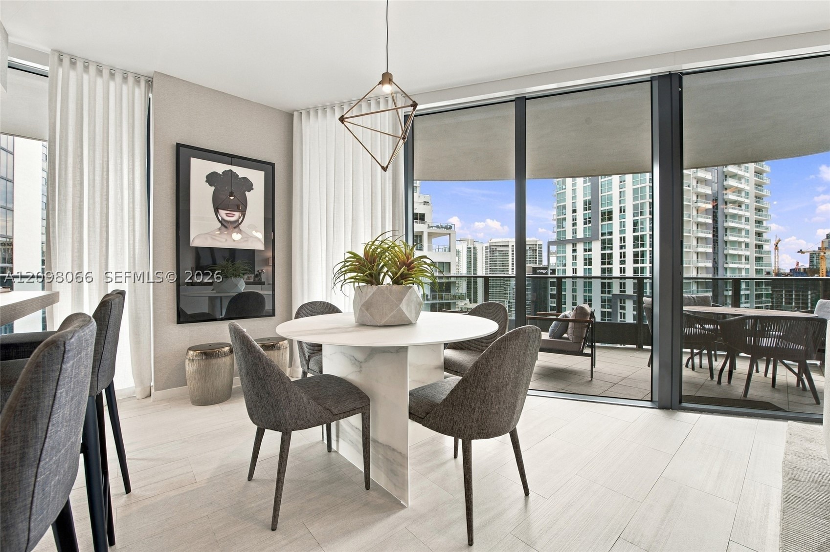 1000 Brickell Plz #3401, Miami FL 33131