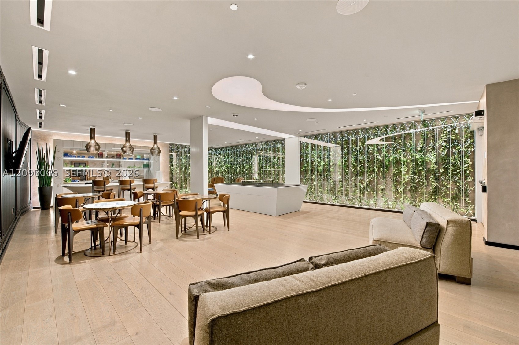 1000 Brickell Plz #3401, Miami FL 33131