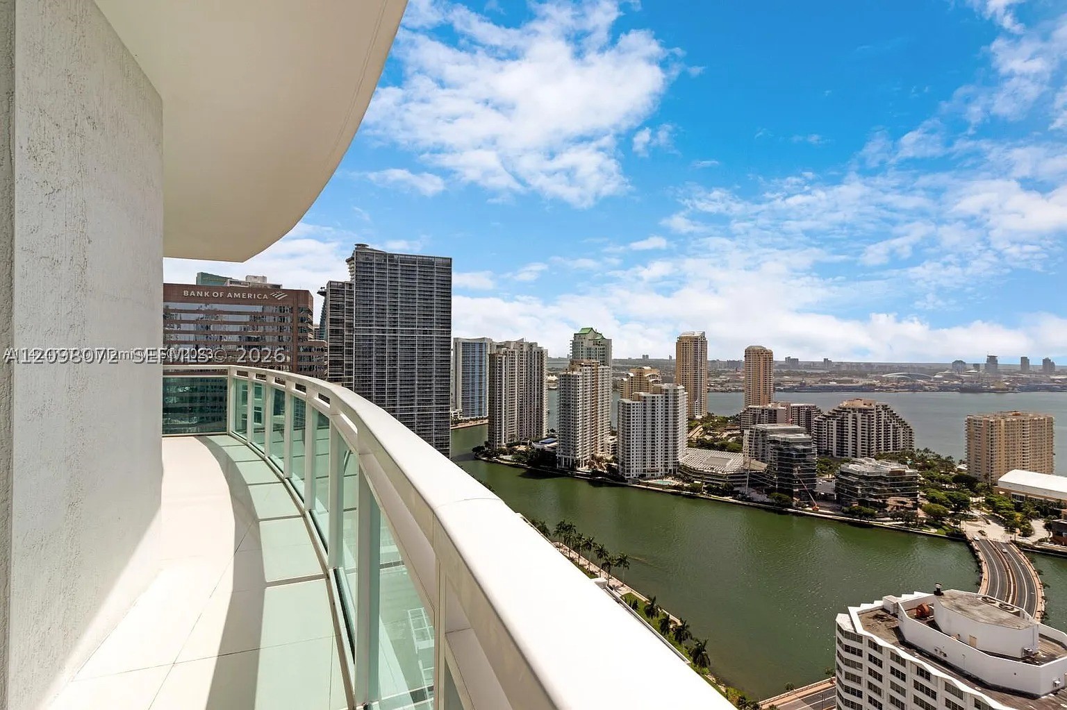950 Brickell Bay Dr #3710, Miami FL 33131