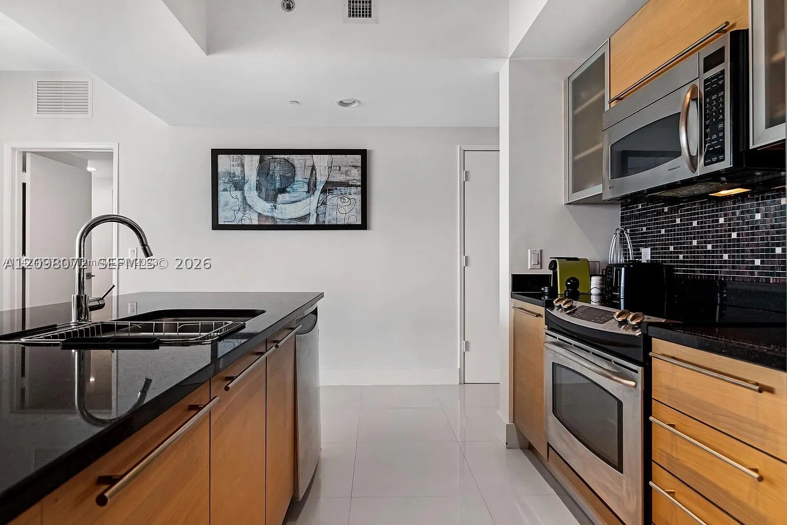 950 Brickell Bay Dr #3710, Miami FL 33131