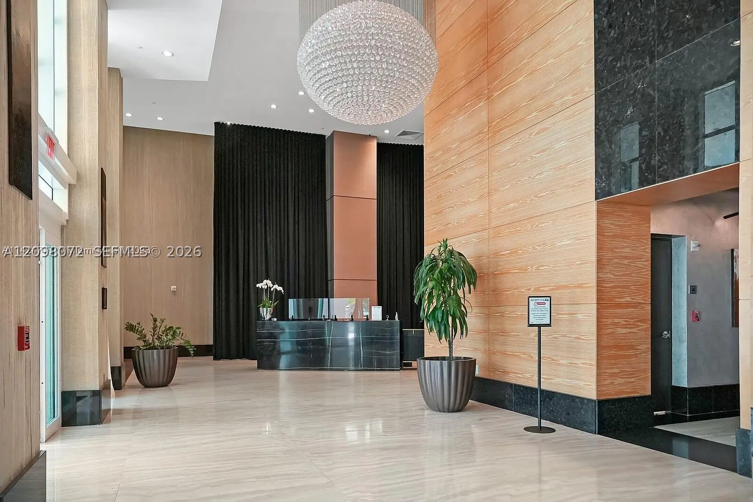 950 Brickell Bay Dr #3710, Miami FL 33131