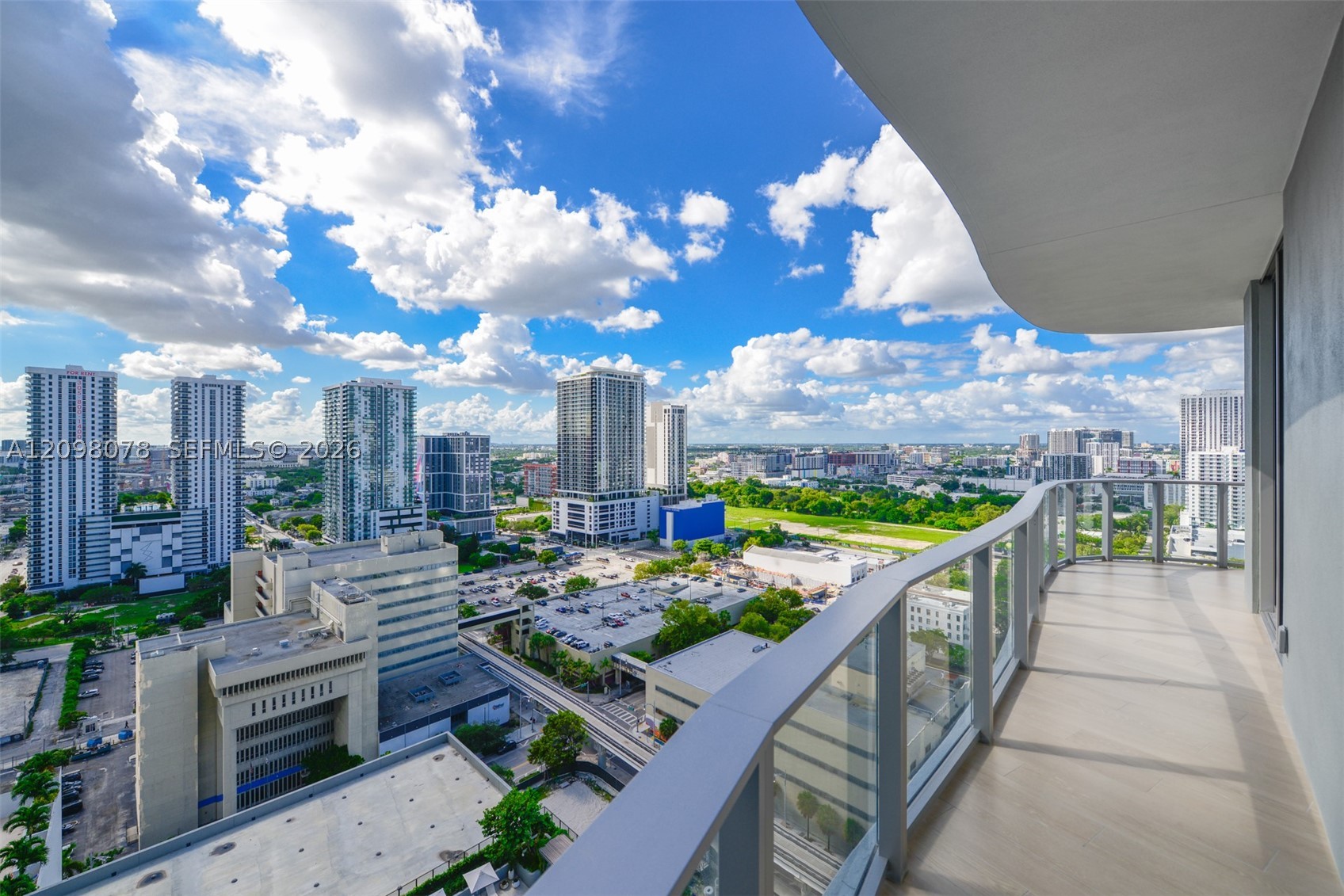 1400 Biscayne Blvd #2207, Miami FL 33132