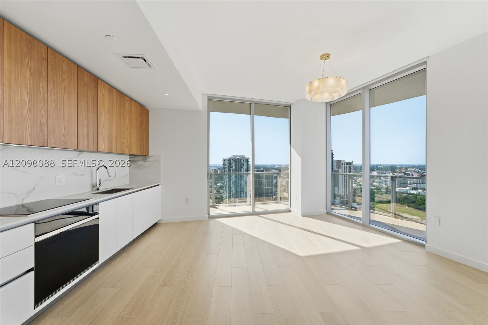 1400 Biscayne Boulevard #3007, Miami FL 33132