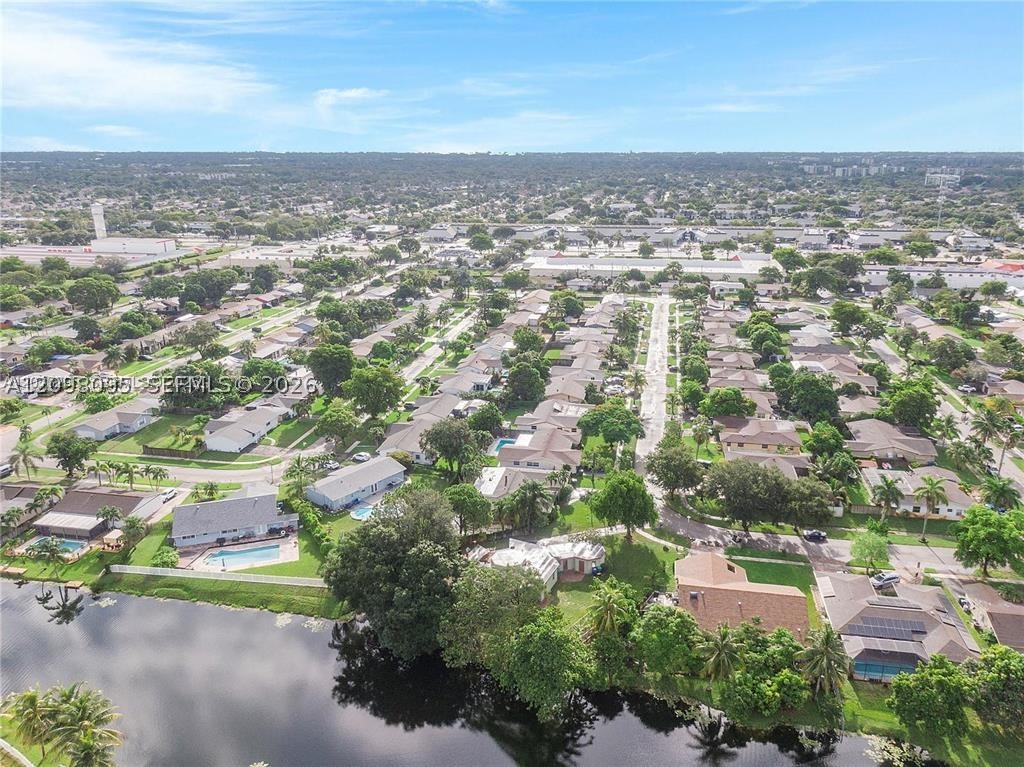Lauderhill FL 33351 - A12098095