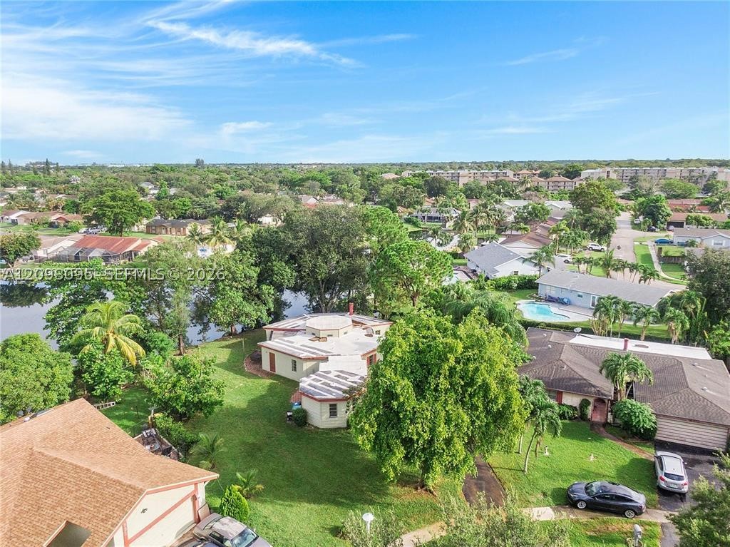 Lauderhill FL 33351 - A12098095