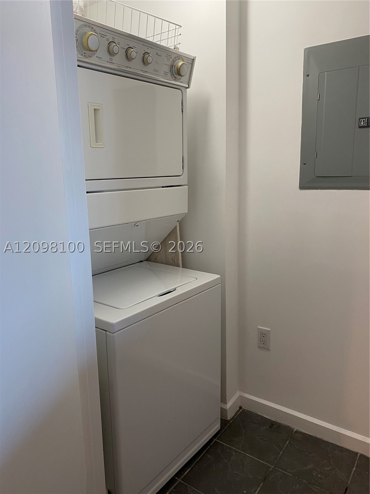 50 Biscayne Blvd #1508, Miami FL 33132