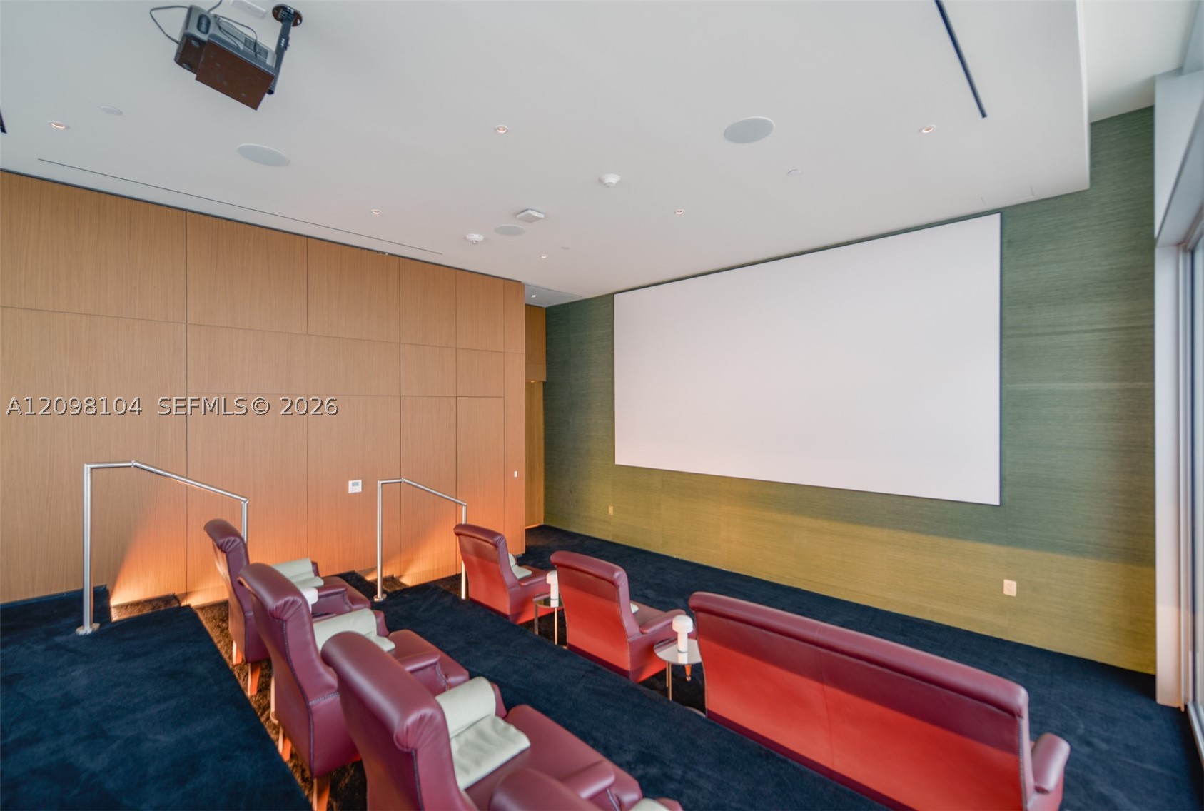 1400 Biscayne Blvd #2207, Miami FL 33132