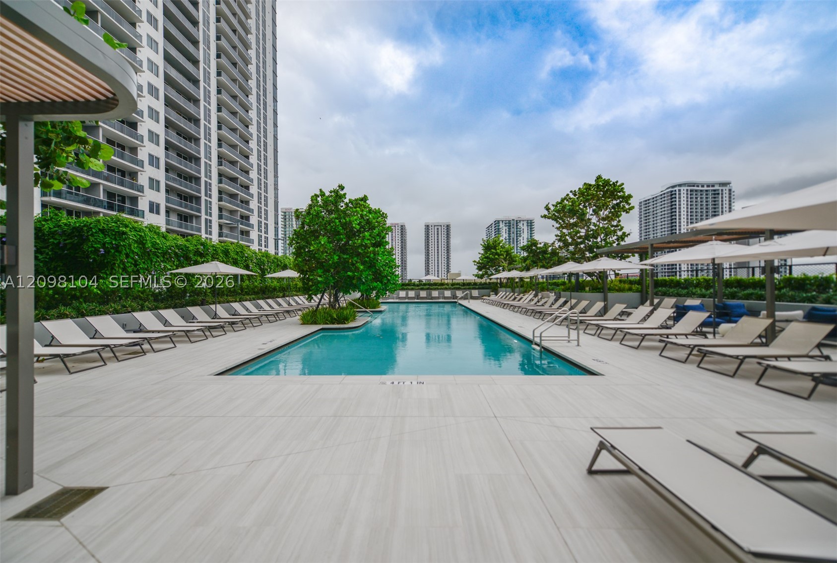 1400 Biscayne Blvd #2207, Miami FL 33132