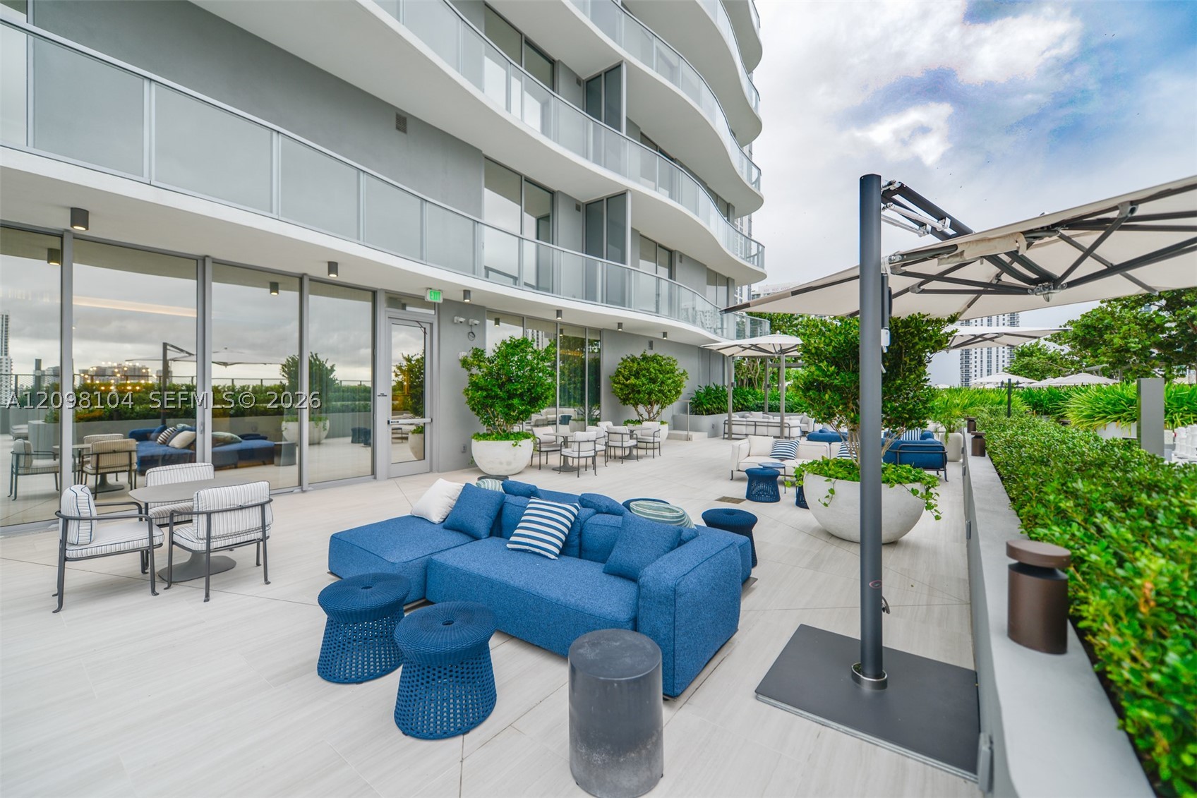 1400 Biscayne Blvd #2207, Miami FL 33132