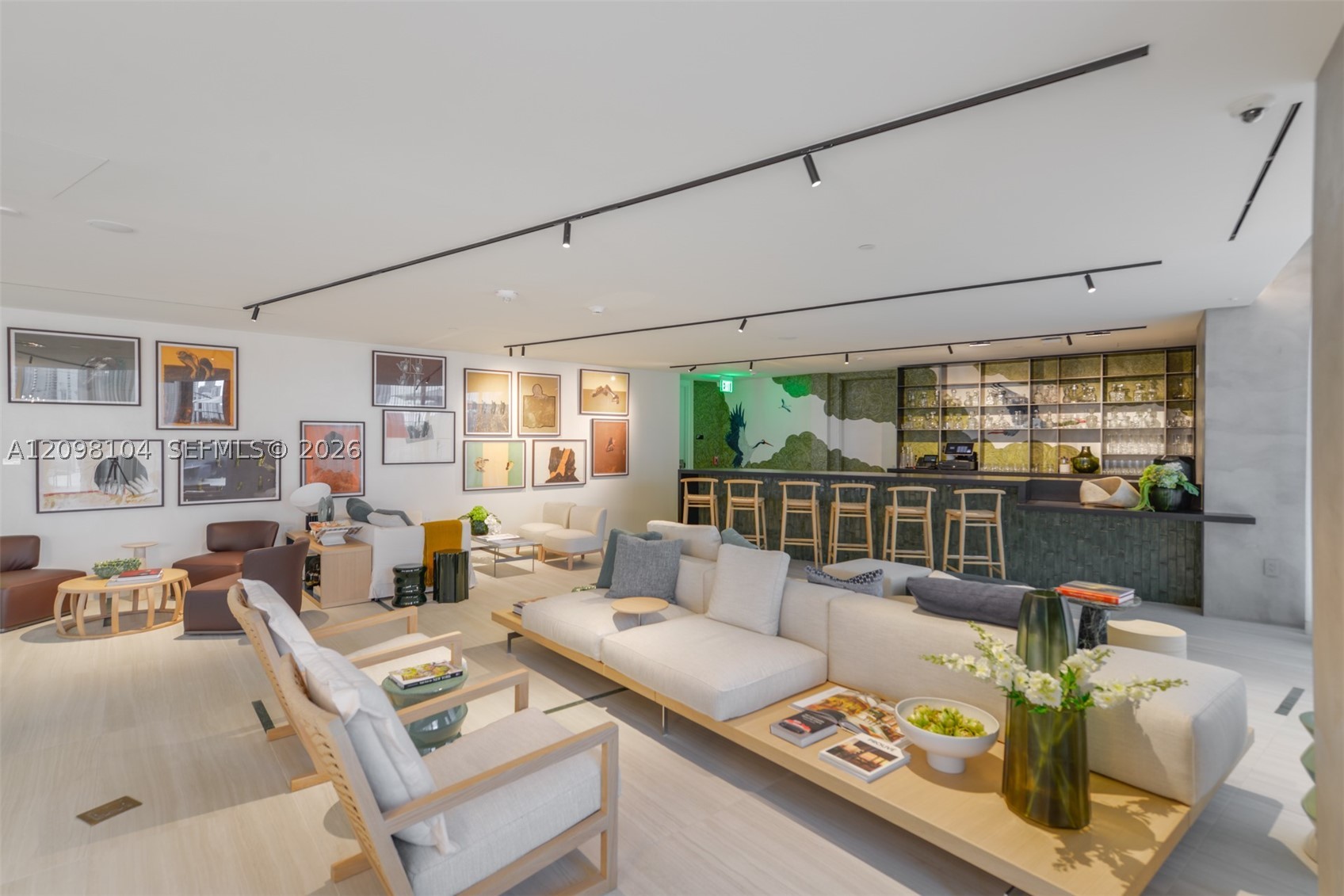 1400 Biscayne Blvd #2207, Miami FL 33132