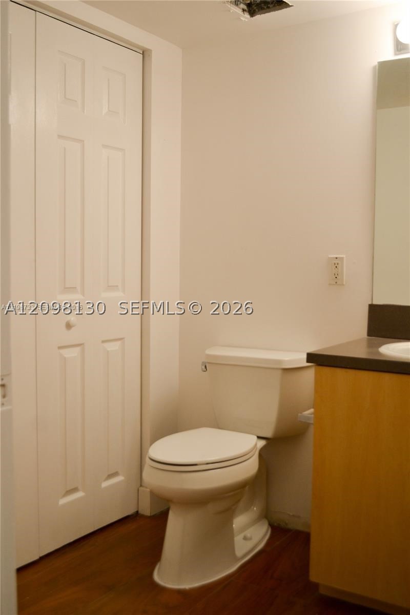 2871 NE 185th St #201, Aventura FL 33180