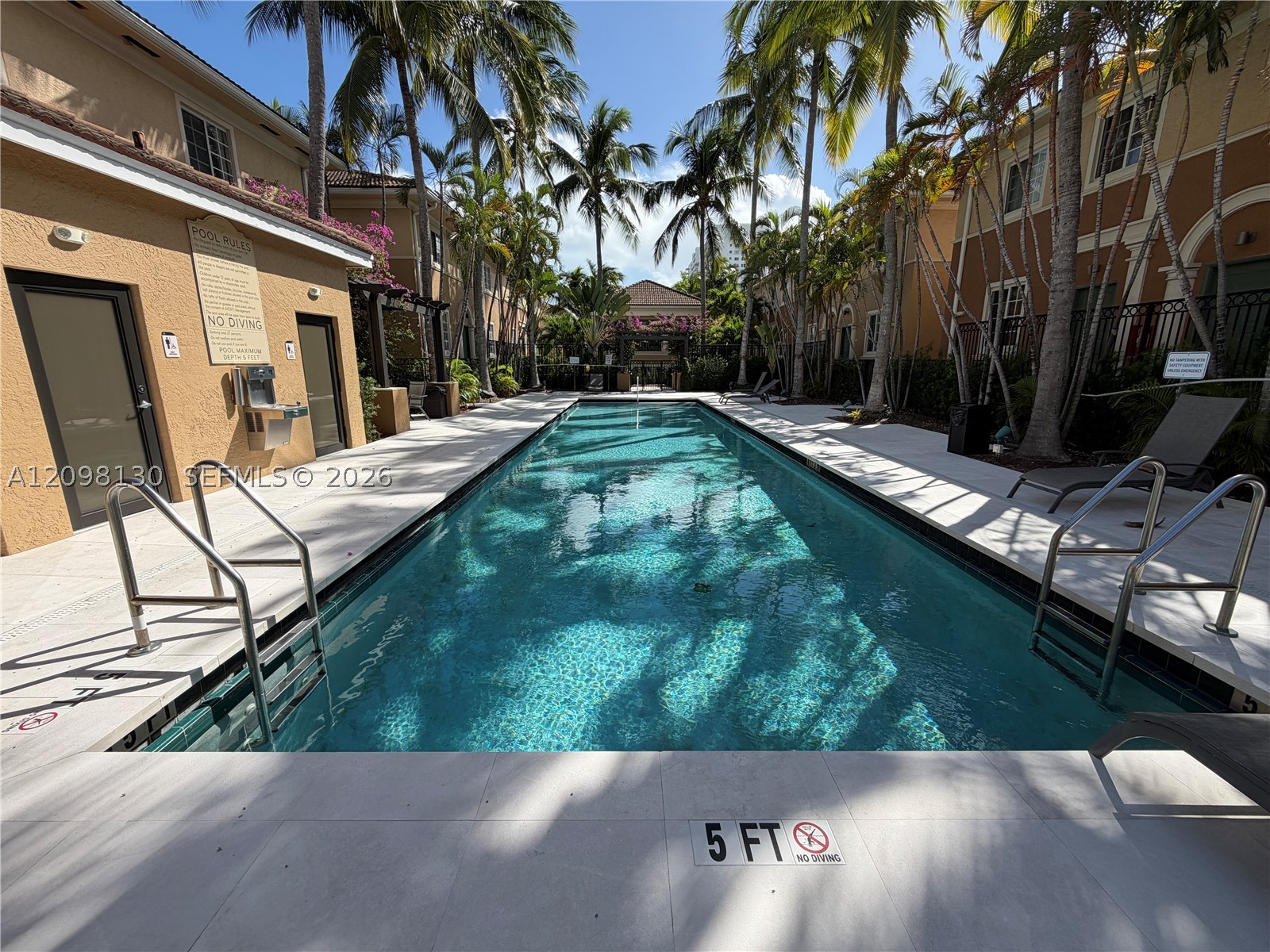 2871 NE 185th St #201, Aventura FL 33180