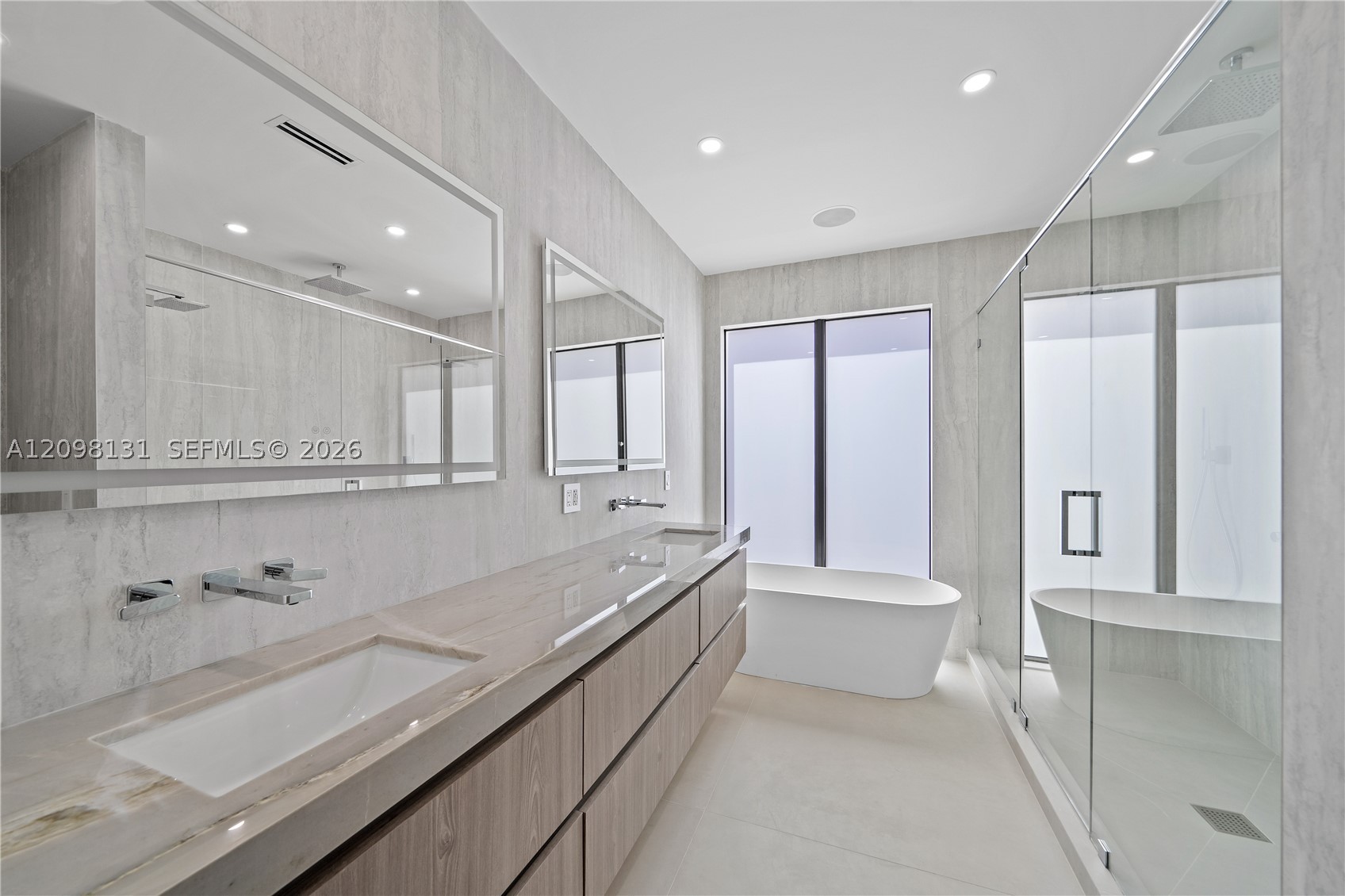 280 NW 47th St, Miami FL 33127