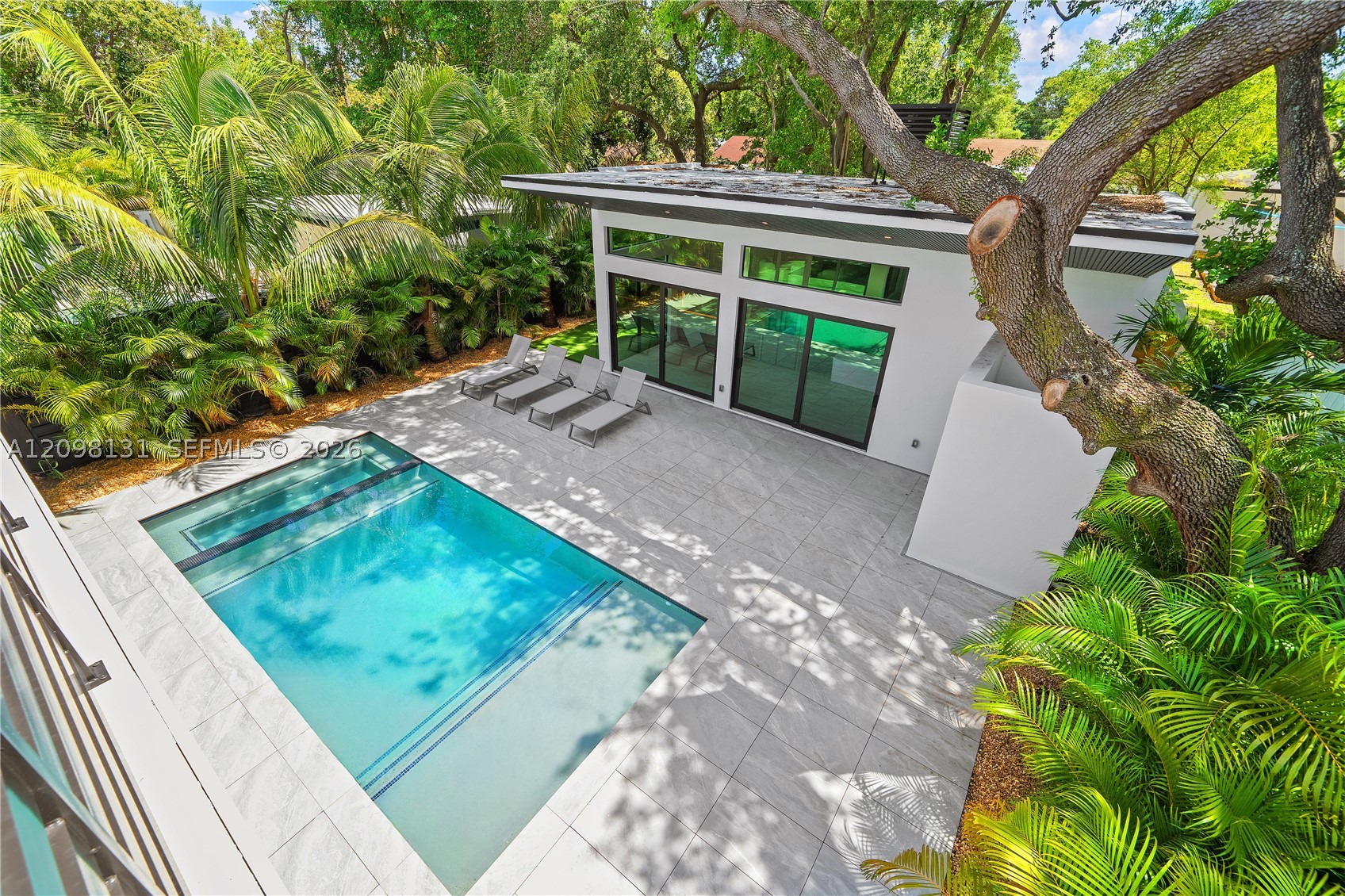 280 NW 47th St, Miami FL 33127