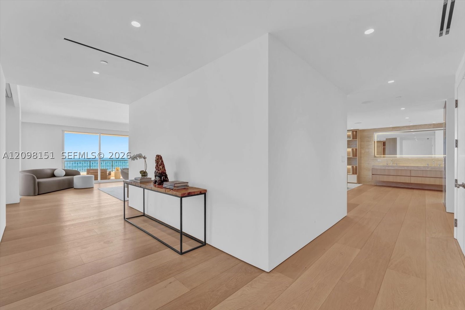 7724 Fisher Island Dr #7724, Miami Beach FL 33109