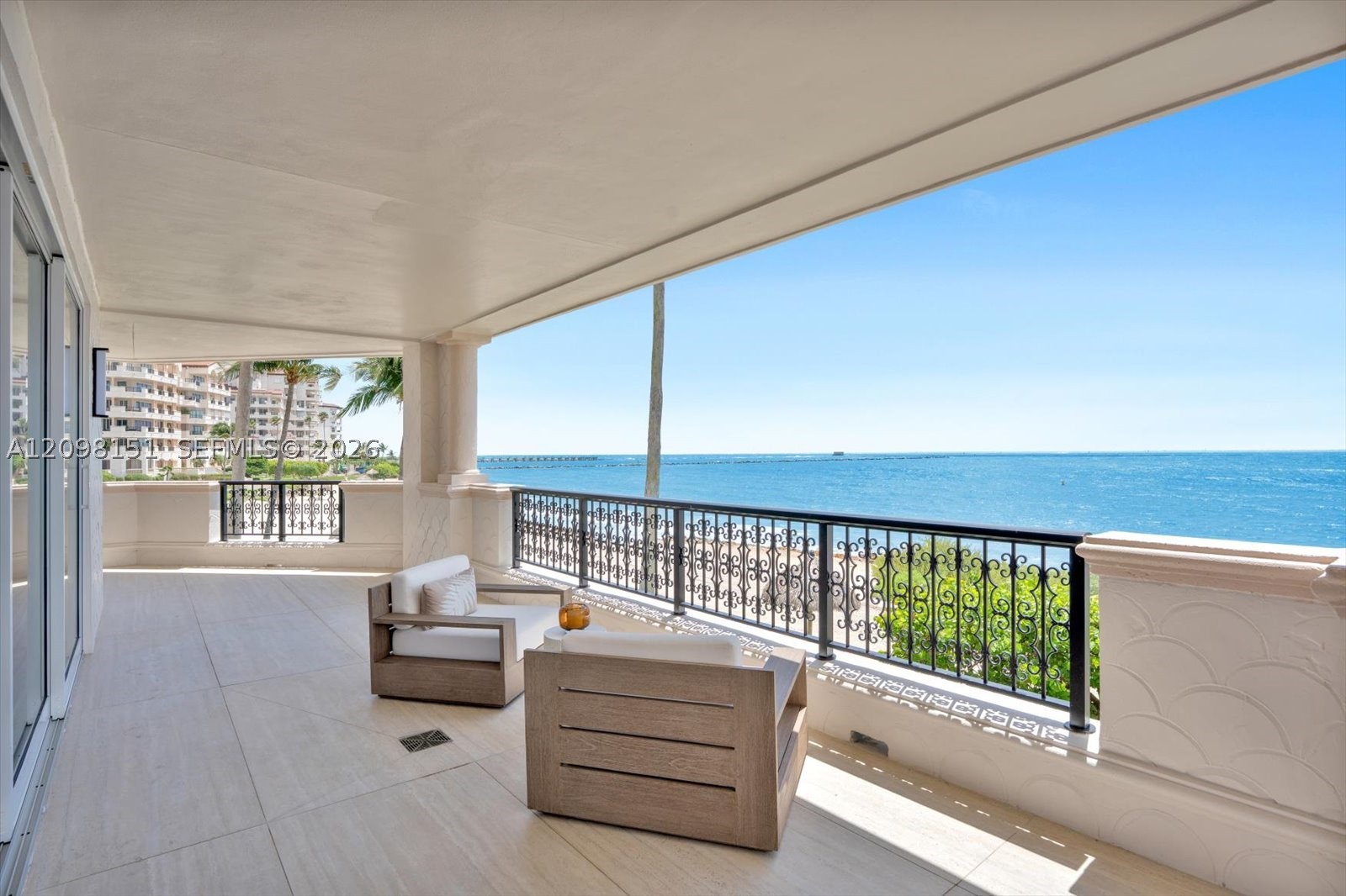 7724 Fisher Island Dr #7724, Miami Beach FL 33109