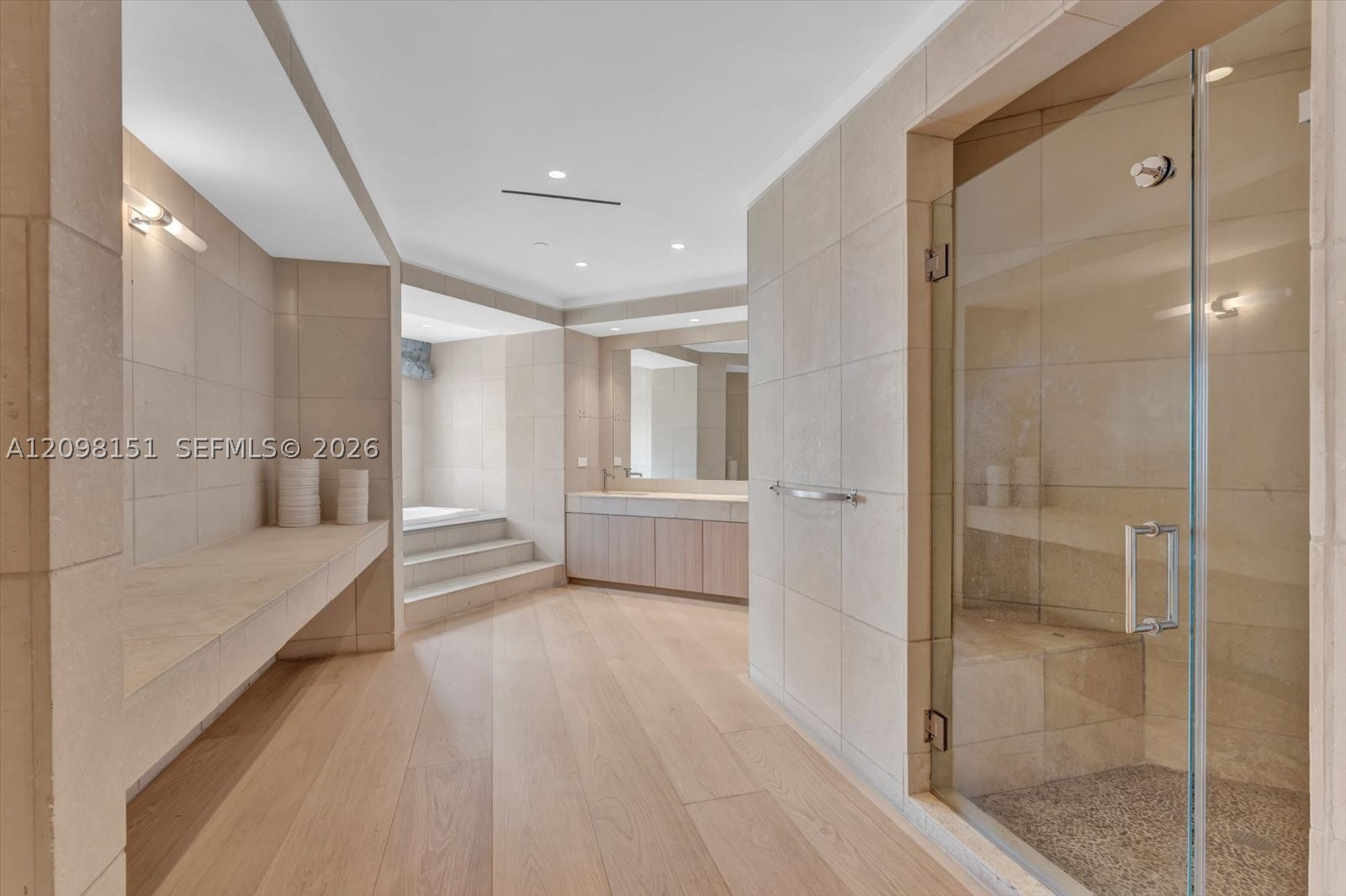 7724 Fisher Island Dr #7724, Miami Beach FL 33109