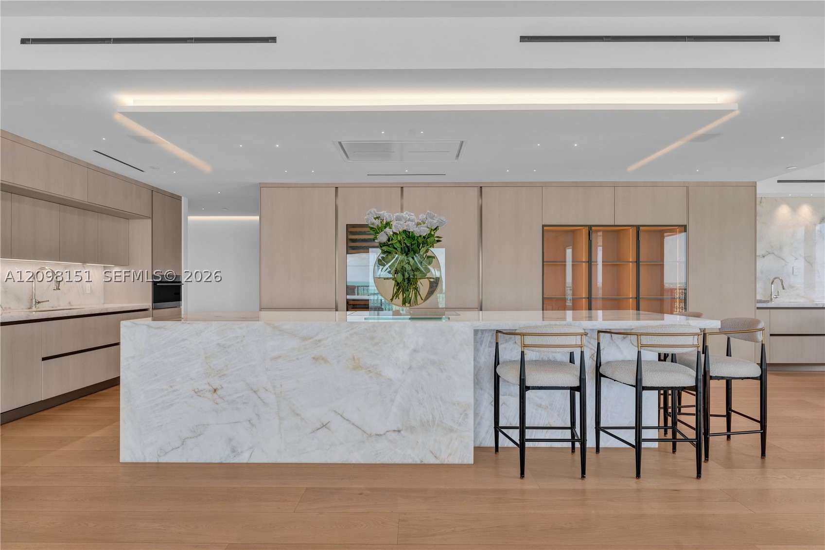 7724 Fisher Island Dr #7724, Miami Beach FL 33109