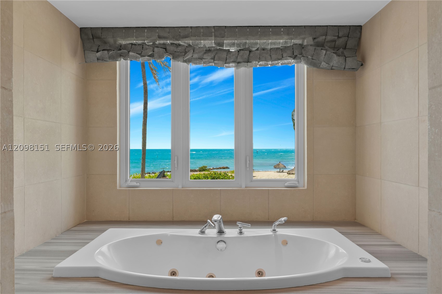 7724 Fisher Island Dr #7724, Miami Beach FL 33109